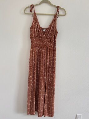 Bila 77 Rust Boho Tie Strap Midi Dress Women’s Medium Smocked 100% Rayon
